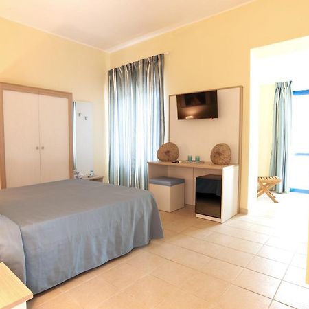 Hotel Villa Giulia Порто Адзуро Екстериор снимка