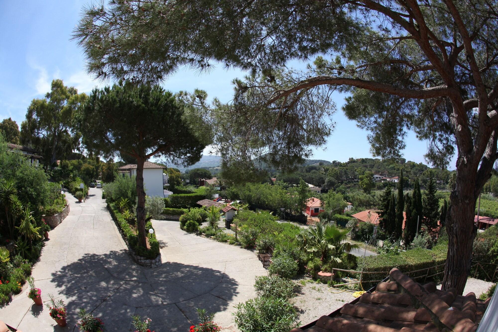 Hotel Villa Giulia Порто Адзуро Екстериор снимка