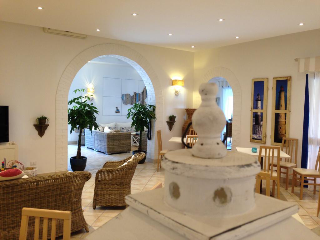 Hotel Villa Giulia Порто Адзуро Екстериор снимка