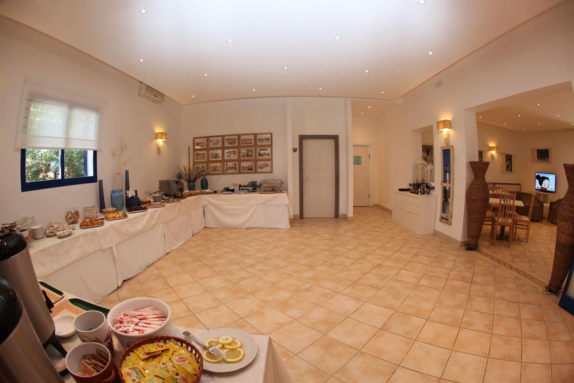 Hotel Villa Giulia Порто Адзуро Екстериор снимка