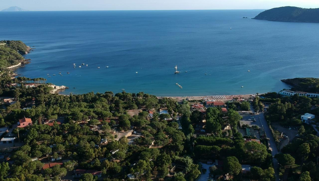 Hotel Villa Giulia Порто Адзуро Екстериор снимка