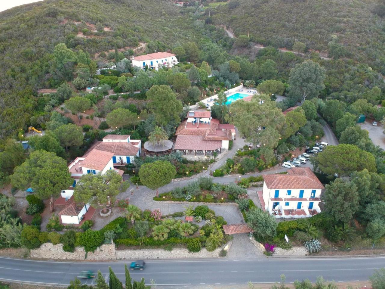 Hotel Villa Giulia Порто Адзуро Екстериор снимка